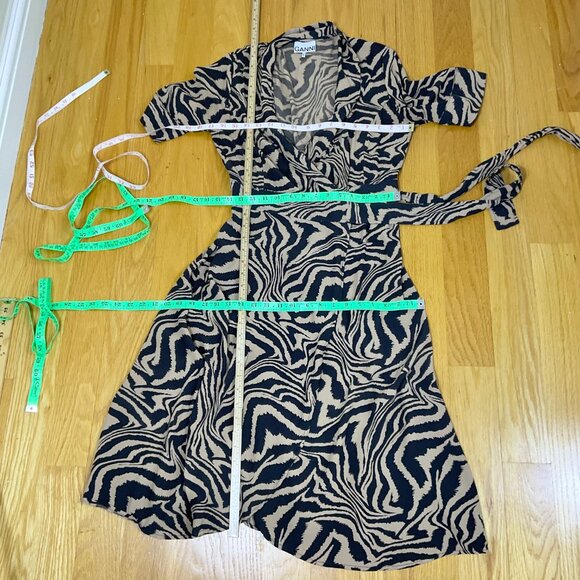 Ganni Wrap Dress Tiger Stripe Tan Black Animal Print (38, 6) - Picture 7 of 8